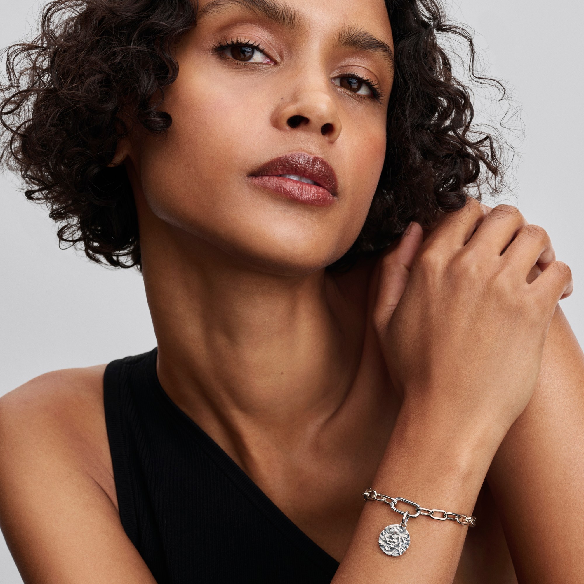 Pandora Me - Kirschblüte Medaillon-Charm - Sterling Silber - Zirkonia - VIVAT FLOREAT – Ansicht 4