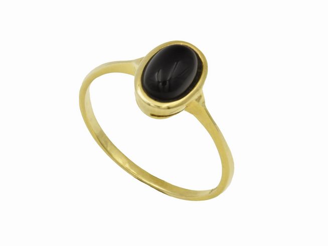 Eleganter Gelbgold Ring 333 mit ovalem Onyx in Größe 53, Hersteller Juwelier Harnisch, geeignet bis Größe 52.