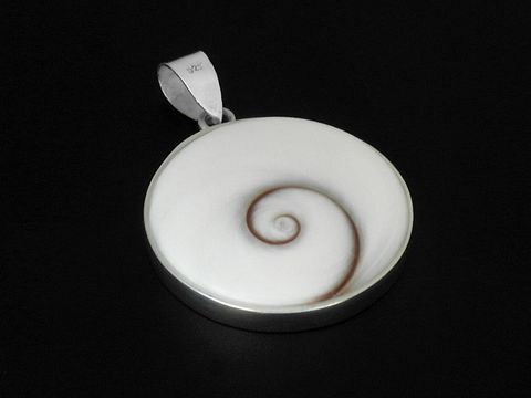 Silber Anhänger Lebensbaum mit Shiva Auge, symbolisch gestaltet, Hersteller Juwelier Harnisch, verziert mit weiteren Steinen, elegant und einzigartig im Design.