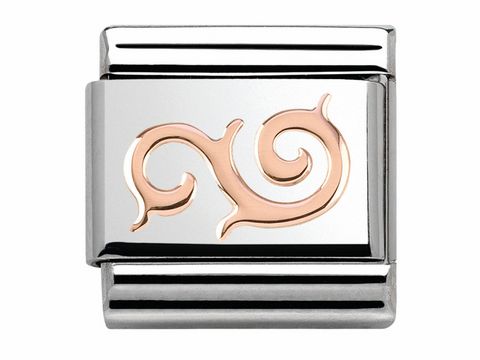 443010421-0 Classic Roségold von Nomination zeigt einen eleganten charm mit geschwungenem Design in Roségold und Edelstahl, ideal für individuelle Armbänder.