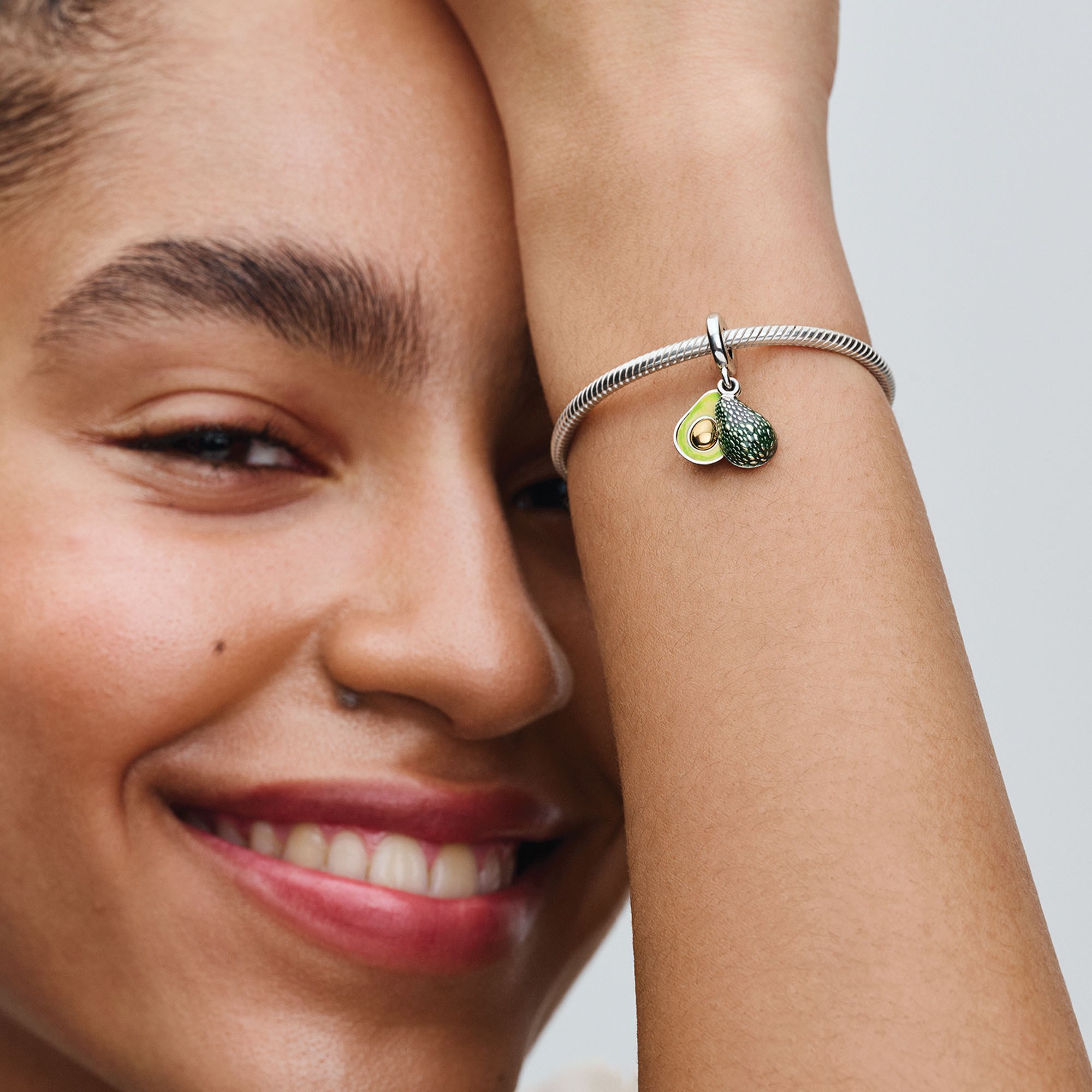Pandora Avocado Charm - Sterling Silber & Gelbgold vergoldet - Emaille – Ansicht 5