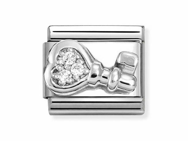 433030448-0 Schlüsselanhänger aus Silber mit Herz-Motiv und Zirkonia-Steinen in Weiß, Hersteller Nomination, Modellnummer 330304 48, stilvolles Design für eleganten Schmuck.