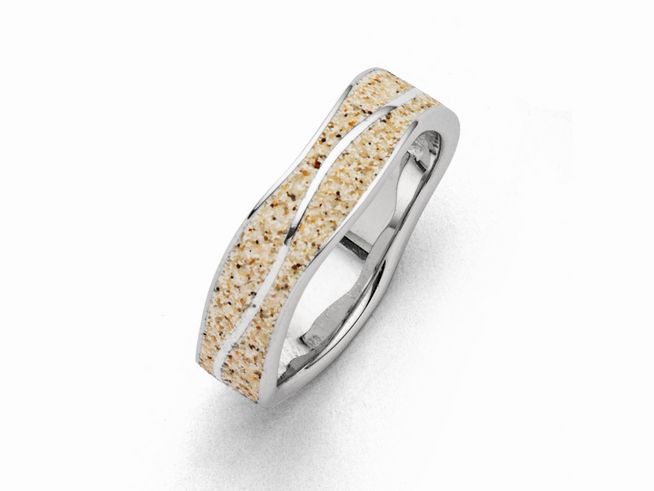 DUR Strandring Wellen aus Sterling Silber in Größe 52 mit sandfarbener Einlage und geschwungener Form, ideal für einen zeitlosen Look.