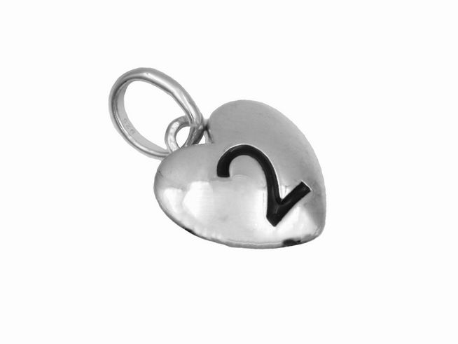 Anhänger Herz 2 aus 925 Sterling Silber, poliert und rhodiniert, mit schwarzer Nummer zwei auf der Vorderseite, elegant und modern gestaltet, Hersteller Juwelier Harnisch.