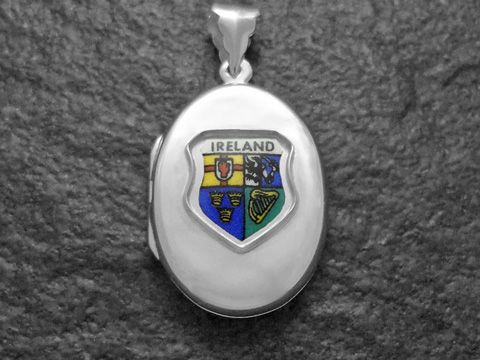 600014801-0 Silbermedaillon mit dem Wappen Irlands, das in verschiedenen Farben gestaltet ist. Hersteller: Juwelier Harnisch, Europa Medaillons. Ideal als Schmuckstück oder Geschenk.