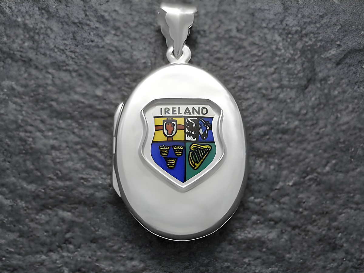 Silbermedaillon mit dem Wappen Irlands, das in verschiedenen Farben gestaltet ist. Hersteller: Juwelier Harnisch, Europa Medaillons. Ideal als Schmuckstück oder Geschenk.