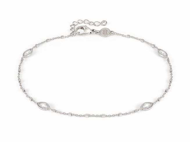 Silberne Fußkette von Nomination, rhodiniert mit weißen Zirkonia, verziert mit eleganten Elementen, einstellbare Länge von 23 bis 26 cm, ideal für jedes Outfit.