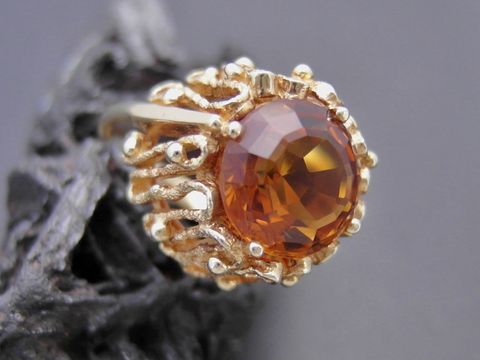 Goldring mit faszinierendem Topas in Gr. 56,5, Gold 585, Hersteller Juwelier Harnisch, geeignet bis Gr. 58/18,5.