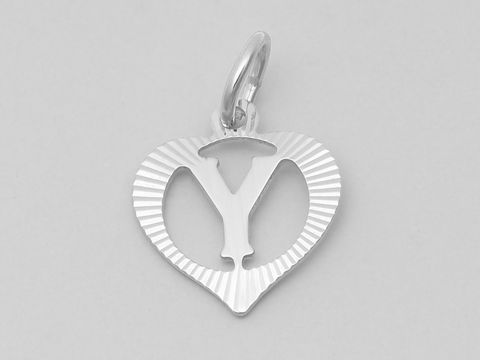 Silber Anhänger in Herzform mit dem Buchstaben Y, diamantiert, aus 925 Silber, hergestellt von Juwelier Harnisch. Ideal als persönliches Schmuckstück oder Geschenk.