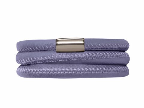 Endless Lederarmband 12117-57 cm Purple Sage Triple in Edelstahl Silber, dreifach gewickelt, mit glattem, weichem Leder und edler Schließe, idealer Schmuck für jeden Anlass.