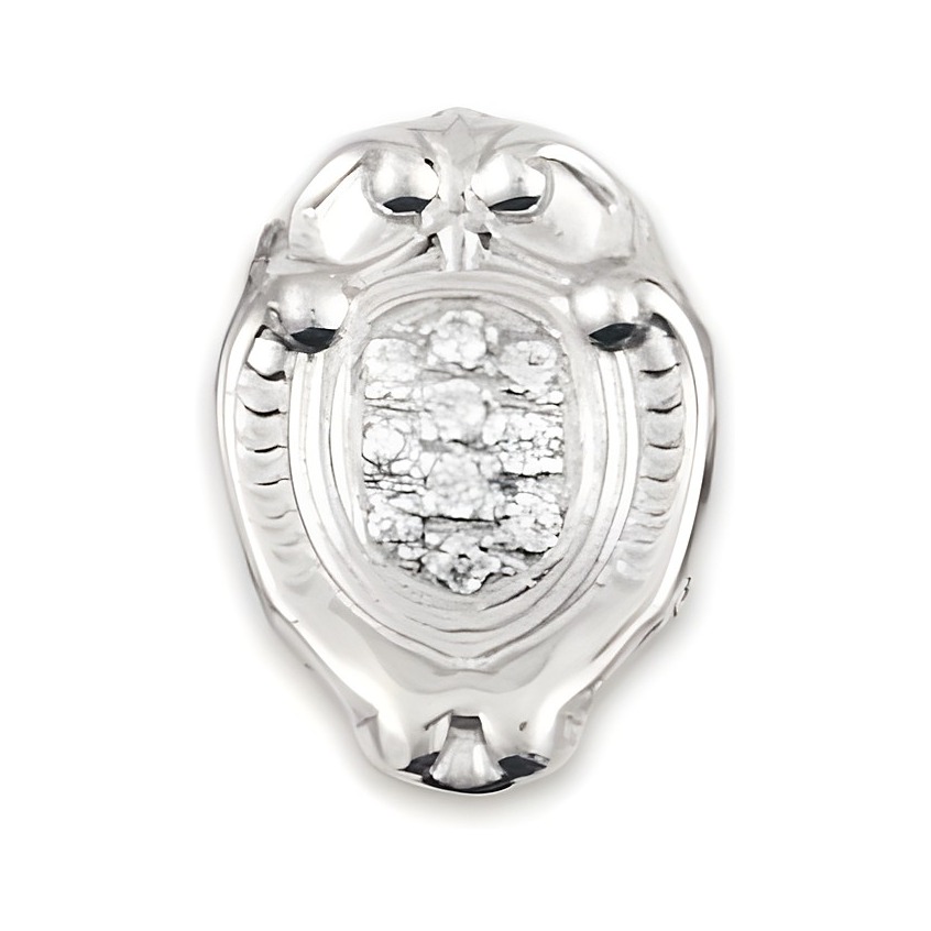 Elegantes Charm aus der Nomination Royal Classic Kollektion in Silber mit Zirkonia, stilvolles Design und feine Details, ideal für die persönliche Schmuckgestaltung.