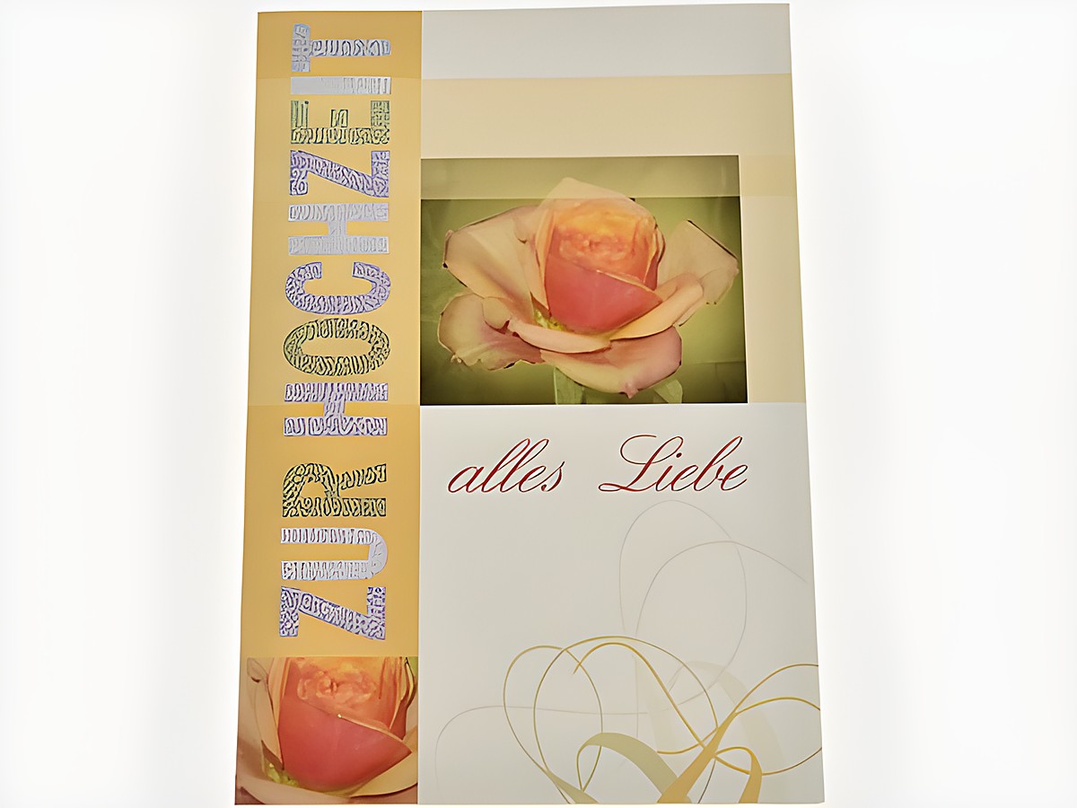 Hochzeitskarte mit einer schönen Rose, darauf steht zur Hochzeit und alles Liebe, gestaltet von Juwelier Harnisch, ideal für glückliche Anlässe.