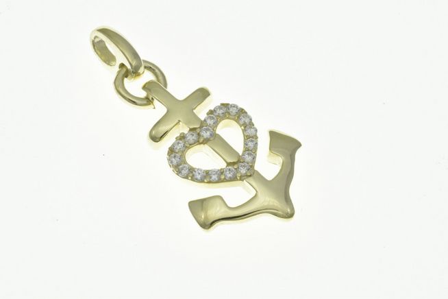 Glaube Liebe Hoffnung Anhänger aus Sterling Silber und Gelbgold mit Zirkonia, geformt als Kreuz mit Herz und Anker, hergestellt von Juwelier Harnisch, ideal für maritime Schmuckliebhaber.