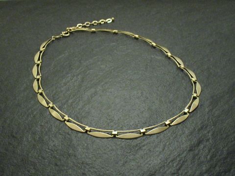 Schönes Collier - Echt Doublé - hochwertig vergoldet, Hersteller: Juwelier Harnisch, Colliers, elegant gearbeitete Glieder verbinden sich zu einem stilvollen Schmuckstück für jeden Anlass.