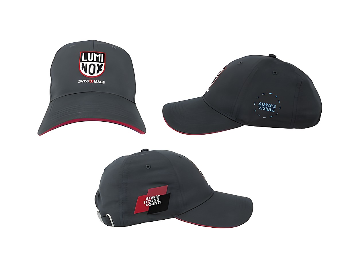 Luminox Baseball Cap JAC.L063 in Grau mit Logo und Schriftzug. Seitenansicht zeigt weitere Details. Praktisches Accessoire zur Aufbewahrung von Uhren mit stilvollem Design.