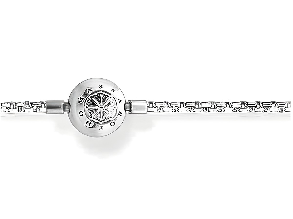 Fußkettchen aus Silber von Thomas Sabo mit einem eleganten, runden Anhänger und feiner Kettenstruktur, Länge 24 cm, ideal für modische Akzente.
