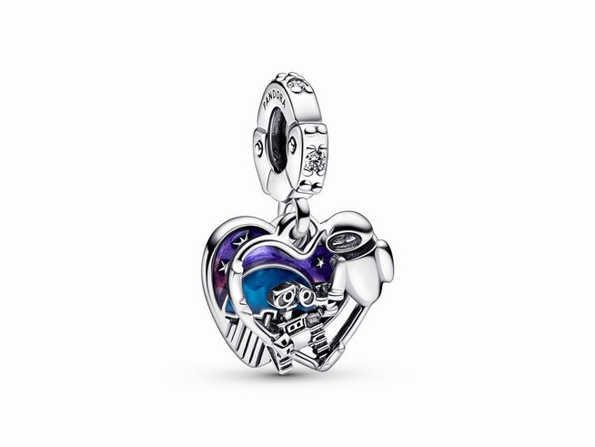 Pandora Disney Charm Anhänger mit Wall-E und Eve im herzförmigen Design, leuchtet im Dunkeln, detailreiche Gestaltung in bunten Farben, hergestellt von Pandora und Disney Pixar.