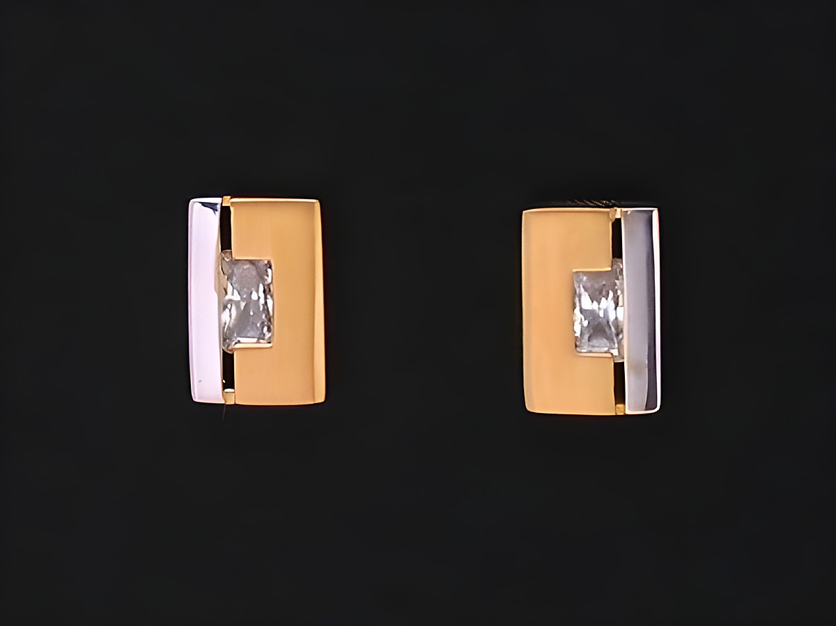 Gold Ohrringe weiblich im modernen Design mit Zirkonia, Hersteller Juwelier Harnisch, elegantes und zeitloses Schmuckstück für besondere Anlässe.