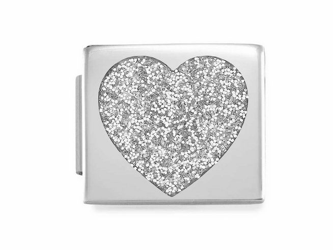 Charms aus Edelstahl mit einem herzförmigen Design, gefüllt mit silbernen Glitzerpartikeln. Perfekt für die Schmuckkollektion von Nomination mit Emaille.