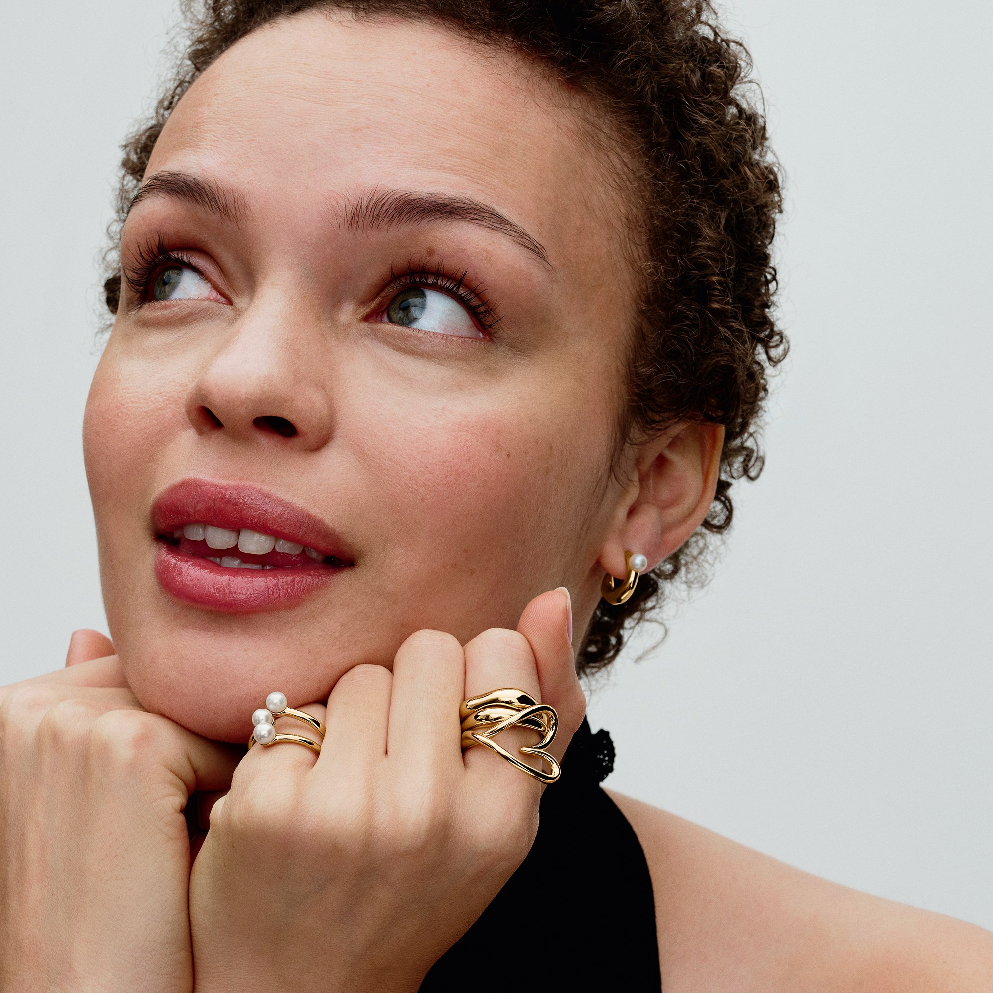 Pandora ESSENCE Süßwasserzuchtperle Offener Ring - Gelbgold verg. - Zuchtperle Weiß – Ansicht 4
