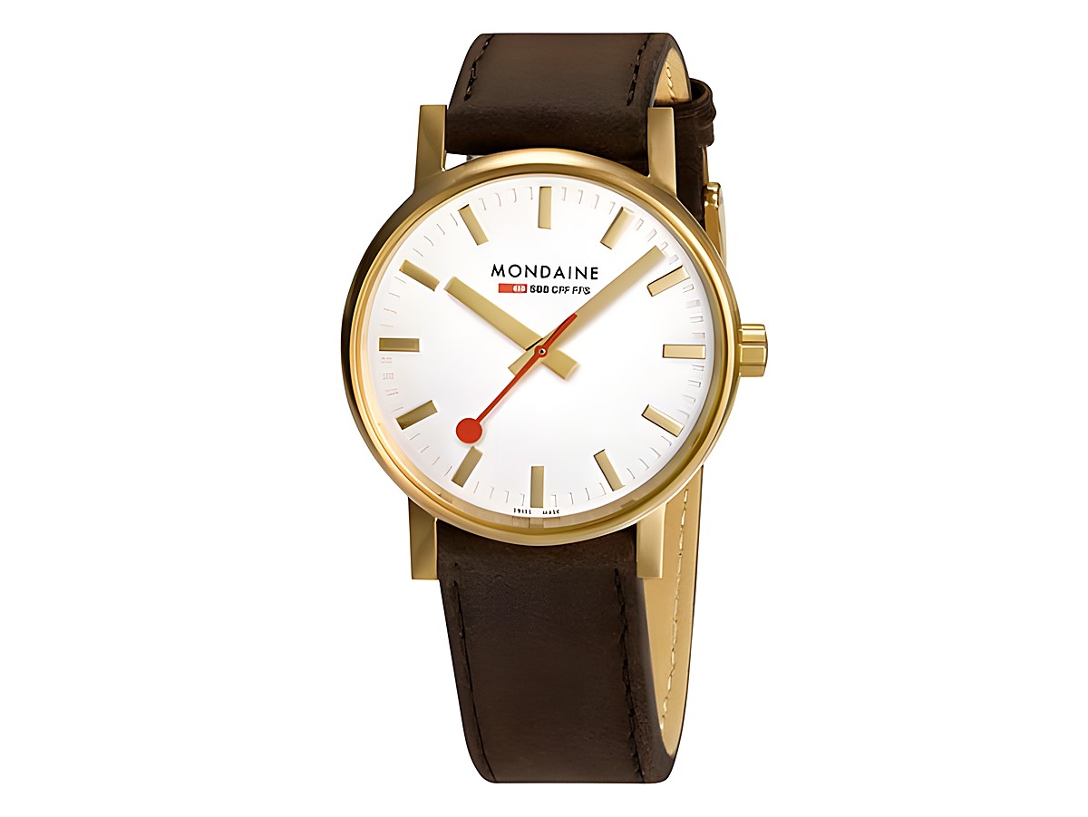 Mondaine evo2 MSE.40112.LG Armbanduhr mit 40 mm Durchmesser, goldenes Gehäuse, weißem Ziffernblatt, goldenen Indexen und rotem Sekundenzeiger, braunes Lederarmband.