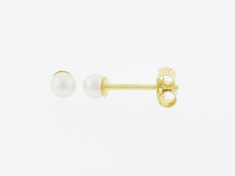 Gold Perlen Ohrringe aus 333 Gold mit 3,3 mm großen Süßwasser Zuchtperlen, hergestellt vom Juwelier Harnisch, elegant und zeitlos.