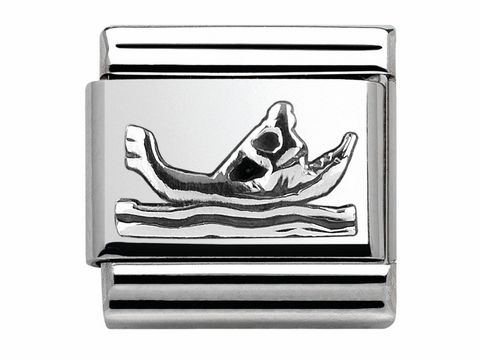 Silberner Classic Gondel Charm von Nomination mit Reliefdarstellung einer Gondel auf Wasser, passend für Armbänder und als Schmuckstück für Liebhaber von Denkmälern.
