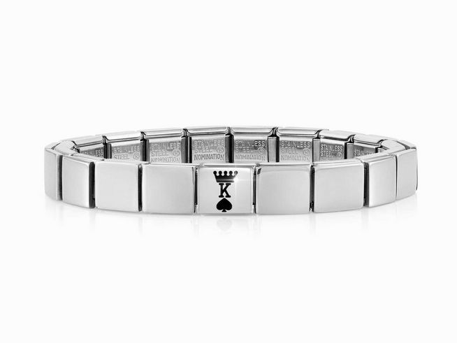 Edelstahl Armband von Nomination in Silber mit dem Motiv König der Kreuze, Modellnummer 239101 09, kombiniert elegantes Design mit robuster Bauweise. Ideal für stilvolle Akzente.