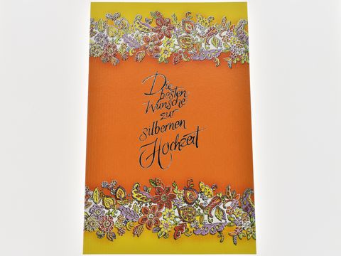Hochzeitskarte mit Blumenranken und buntem, festlichem Design. Schriftzug "Die besten Wünsche zur silbernen Hochzeit" in eleganter Schrift. Hersteller: Juwelier Harnisch, Hochzeitskarten.