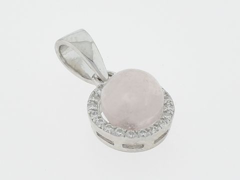 Runder Silber Anhänger aus edlem Silber mit einem zentralen Rosenquarz und klaren Zirkonia, hergestellt von Juwelier Harnisch, ergänzt durch weitere Steine.