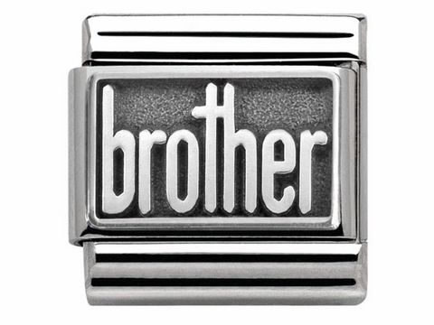 Classic Edelstahl und Silber Nomination Charm mit dem Schriftzug brother in stilvollem Design von Hersteller Nomination. Ideal als Geschenk für Geschwister oder Freunde.