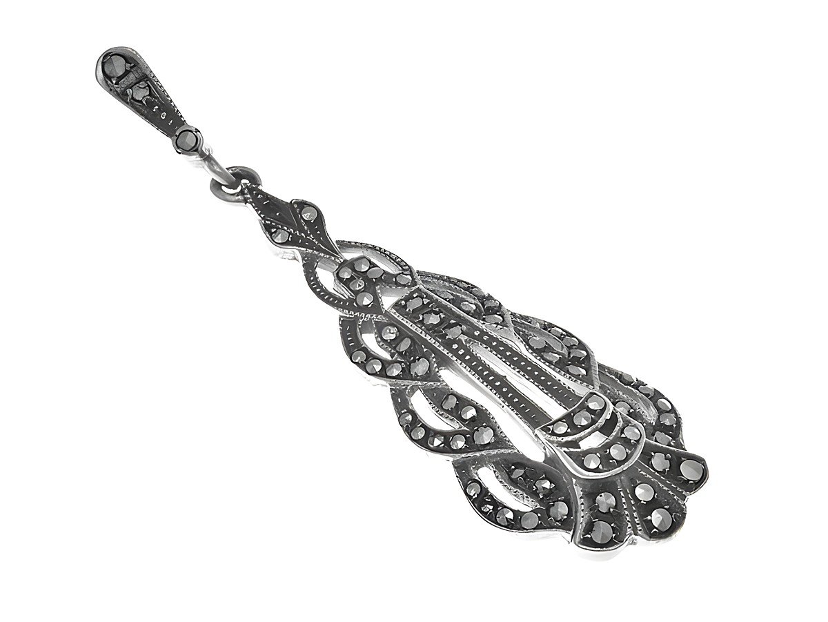 Anhänger Tropfen aus geschwärztem Sterling Silber mit Markasit und teilmattierter Oberfläche, nostalgisches Design, hergestellt von Juwelier Harnisch.