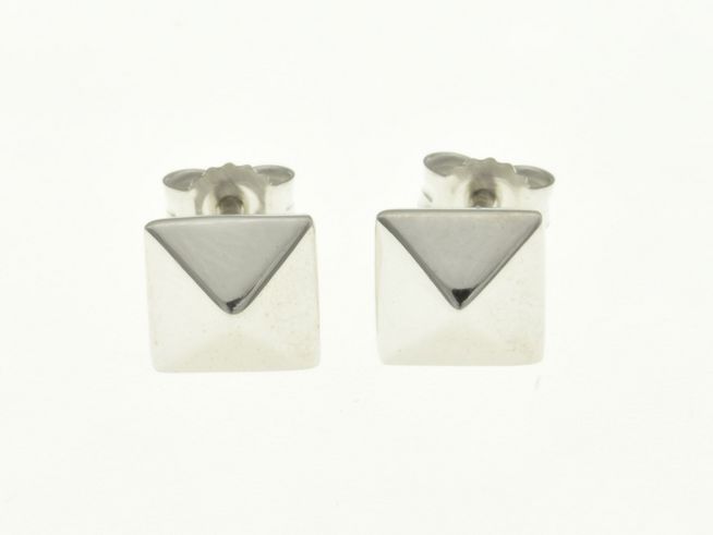 Viereck Pyramide Quadrat Ohrstecker aus rhodiniertem Sterling Silber ohne Stein, hergestellt von Juwelier Harnisch, schlichtes Design, elegant und modern.