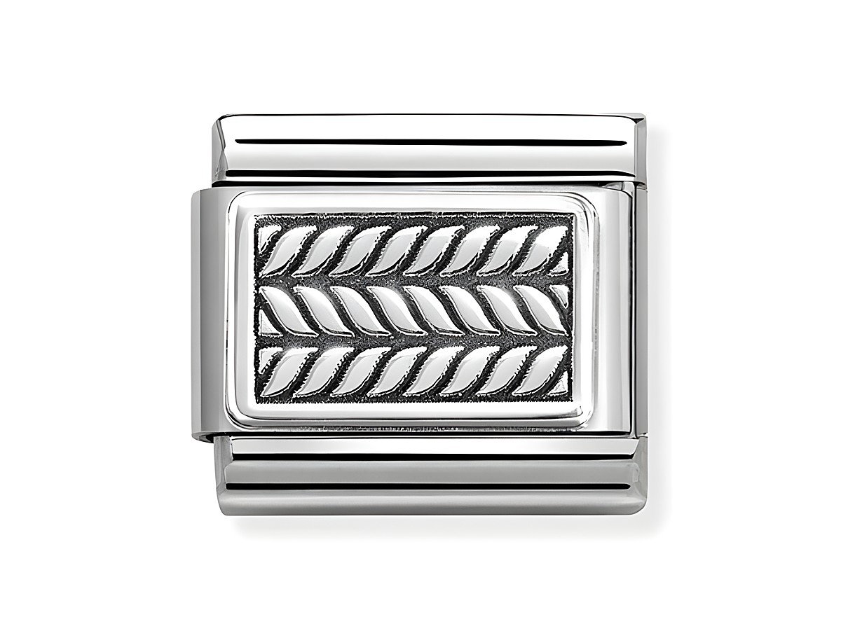 Schmuckstück von Nomination in klassischem Ketten-Muster, gefertigt aus Emaille in Schwarz, umgeben von hochwertigem Sterling Silber und Edelstahl, ansprechend gestaltet für eleganten Schmuck.