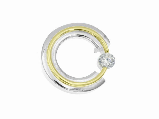 Schwebender Kreis aus Sterling Silber mit Gelbgold Vergoldung und glitzerndem Stein, hergestellt von Juwelier Harnisch, vielseitiges und elegantes Design für jeden Anlass.