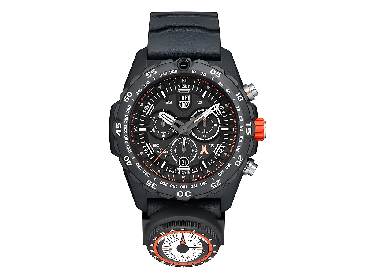 Luminox Bear Grylls XB.3741 Herren Armbanduhr mit schwarzem Ziffernblatt, chronographischen Funktionen und einer praktischen Lünette, ausgestattet mit Lederarmband und integriertem Kompass.