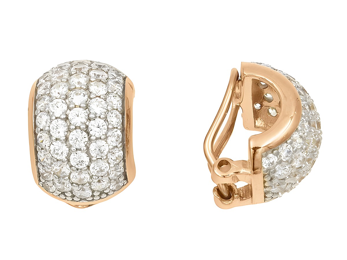 Ohrclip in halbrunder Form aus vergoldetem Roségold, poliert und rhodiniert, mit weißen Zirkoniasteinen. Hersteller Juwelier Harnisch, ideal für elegante Anlässe.