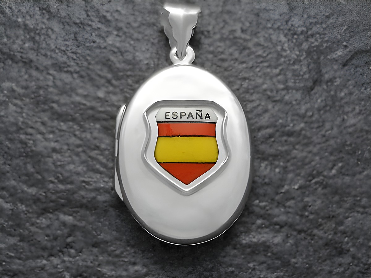Silbernes Medaillon mit dem Wappen Spaniens, das die Farben Rot und Gelb zeigt und das Wort Spanien trägt, hergestellt von Juwelier Harnisch, Europa Medaillons.