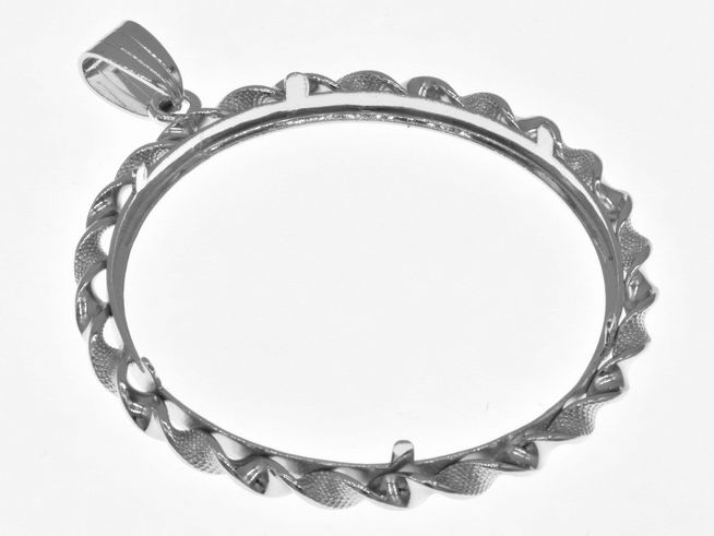 Münzfassung Anhänger aus rhodiniertem 925 Sterling Silber mit einer maximalen Durchmesseröffnung von 39 mm für Münzen, gefertigt von Juwelier Harnisch, geeignet bis 4,0 cm Münzen.