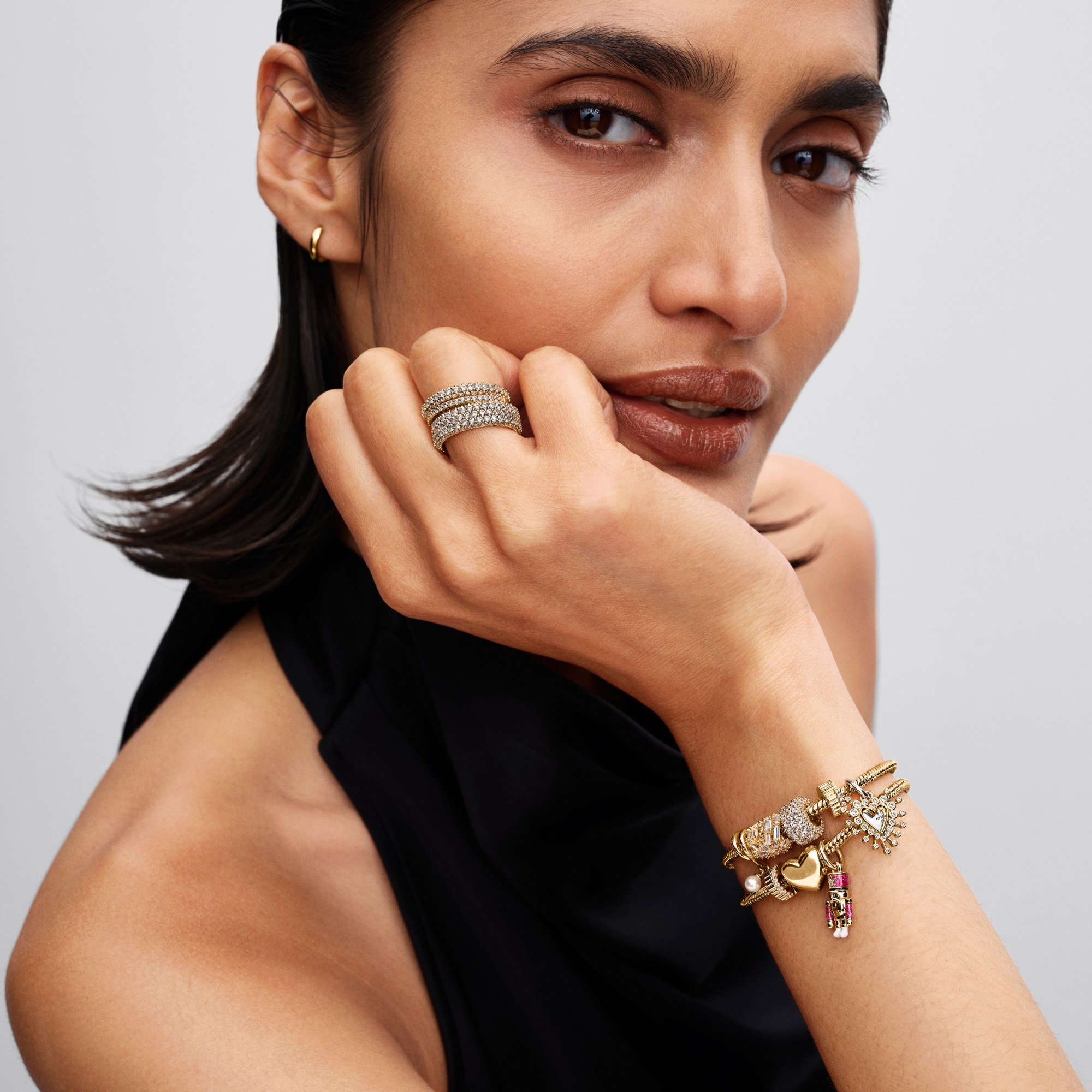Pandora Beweglicher Nussknacker Charm - Gelbgold Vergoldung - Emaille Zirkonia Pink – Ansicht 5