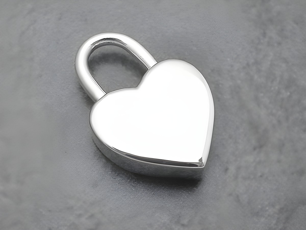 Herz Schloss Silber Anhänger romantisch 18 mm Hersteller Juwelier Harnisch plastisch glänzend und edel. Ideal als Liebessymbol oder Geschenk für besondere Anlässe.