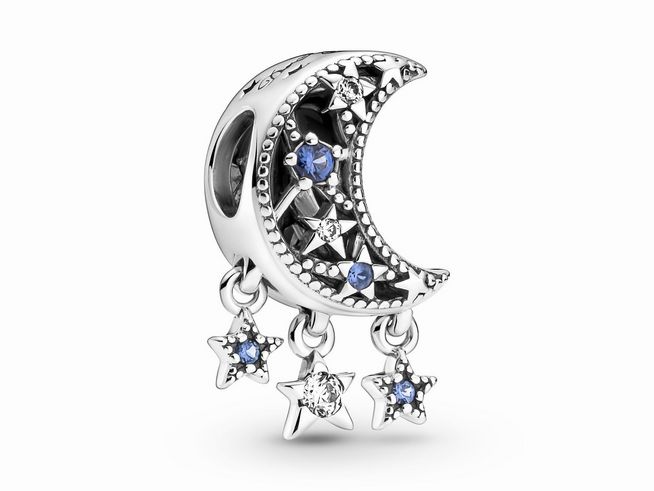 Ein Pandora Charm aus Sterling Silber in Form einer Mondsichel mit bunten Kristallen und hängenden Sternen, ideal für eine persönliche Schmuckkollektion.