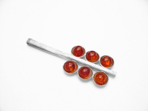 Designer Silberanhänger mit sechs runden Bernsteinsteinen, insgesamt 87 mm groß, handgefertigt von Juwelier Harnisch, Heilstein. Anspruchsvolles Einzelstück in edlem Design.