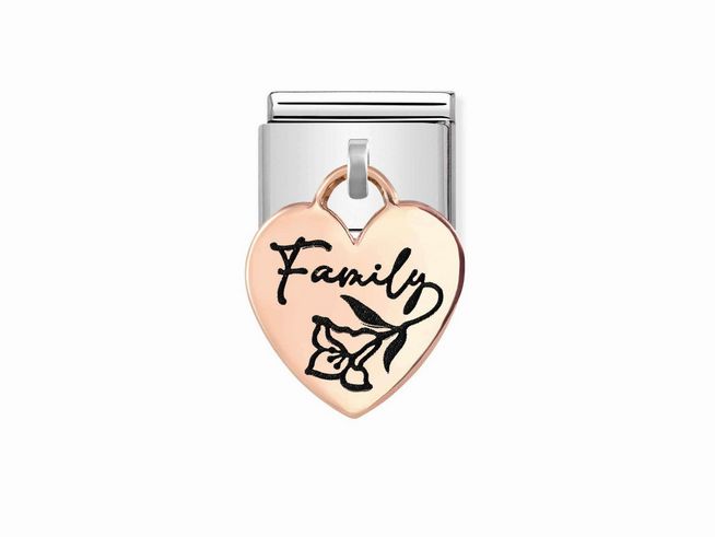 443180304-0 Charm-Anhänger aus Roségold 375 in Herzform mit Gravur des Wortes Family und einer floralen Verzierung, ideal als persönliches Schmuckstück für wertvolle Momente.