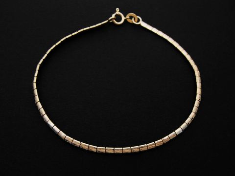 Armband im Kästchendesign aus Gold 333 mit einer Länge von 19,5 cm, Hersteller Juwelier Harnisch, elegant und zeitlos, perfekt für jeden Anlass.