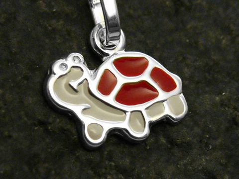 Schildkröte emaillierter Sterling Silber Anhänger, Hersteller Juwelier Harnisch, für Kinder in bunten Farben dargestellt.