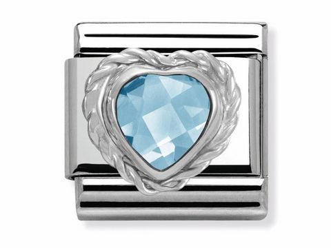 433060306-0 Facettiertes Herz aus hellblauem Sterling Silber mit Silvershine Steinen von Nomination Classic, ideal für individuellen Schmuck. Elegantes Design für jedes Outfit.