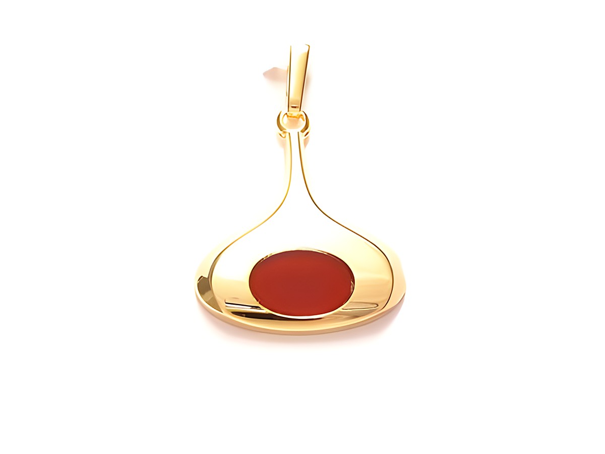 Designer Karneol Anhänger mit Gold Auflage Doublé vom Hersteller Juwelier Harnisch, elegantes, geschwungenes Design mit rotem Karneol in einem goldenen Rahmen, ideal für stilvolle Akzente.