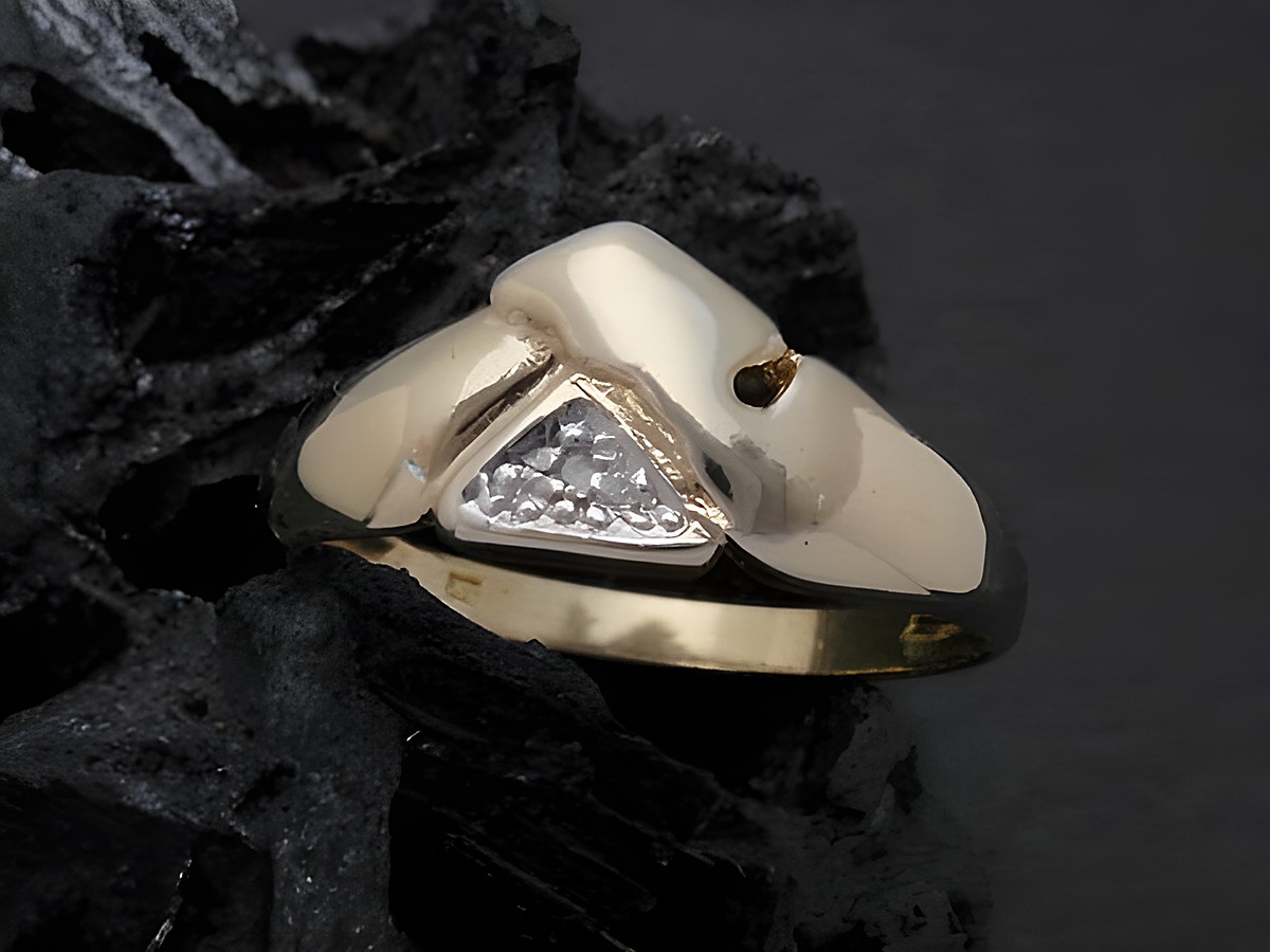 Gold Ring designorientiert Gold 333 bicolor mit Diamant im modernen Stil, Hersteller Juwelier Harnisch, Größe 57 bis Größe 58/18,5.