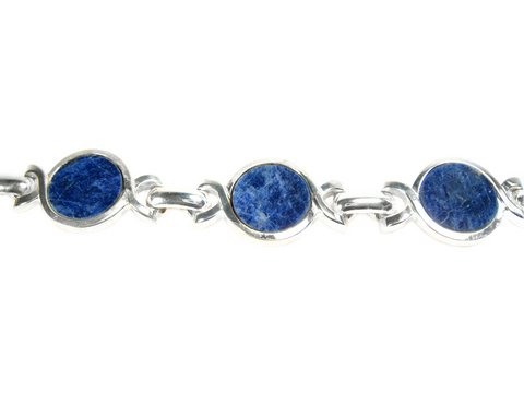 Silber Armband 19 cm x 19 mm mit Echt Sodalith Steinen, hergestellt von Juwelier Harnisch, bietet ein elegantes und zeitloses Design. Ideal für stilvolle Akzente im Alltag.